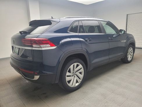 Used 2021 Volkswagen Atlas Cross Sport SE image 10