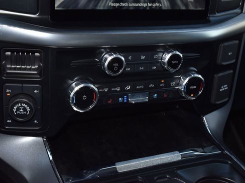 Used 2023 Ford F150 Lariat w/ FX4 Off-Road Package image 29