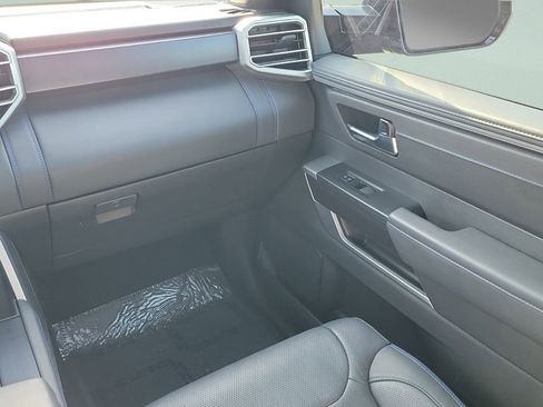 Used 2025 Toyota Tundra Platinum AWD/4WD image 13