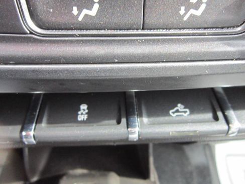 Used 2015 GMC Sierra 3500 2WD Double Cab image 19