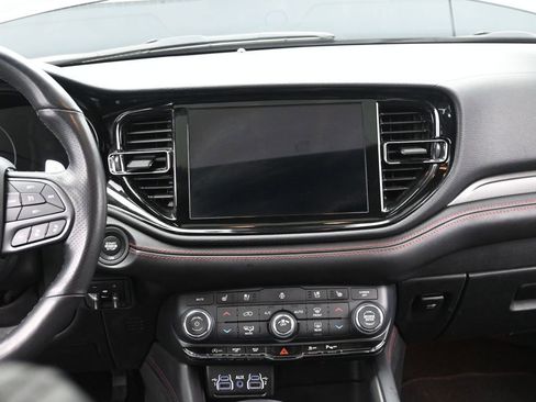 Used 2023 Dodge Durango GT image 27