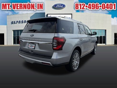 Used 2024 Ford Expedition Limited AWD/4WD image 7