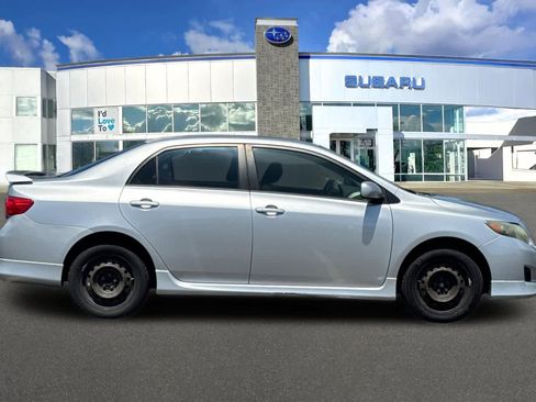 Used 2009 Toyota Corolla FWD image 6