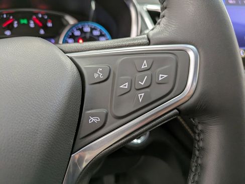 Used 2022 Chevrolet Equinox Premier AWD/4WD image 18