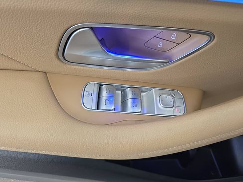 Certified 2024 Mercedes-Benz GLS 450 4MATIC image 27