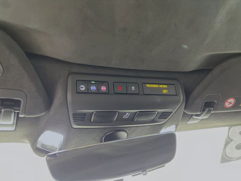 Used 2023 Chevrolet Corvette Stingray w/ Z51 Performance Package image 21