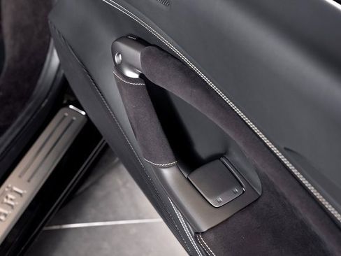 Certified 2021 Ferrari F8 Tributo image 59