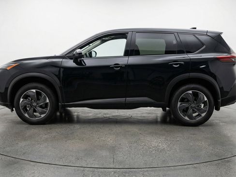 Used 2025 Nissan Rogue SV FWD image 5