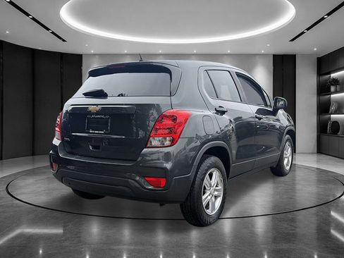Certified 2019 Chevrolet Trax LS w/ Tint and Cruise Package FWD image 5