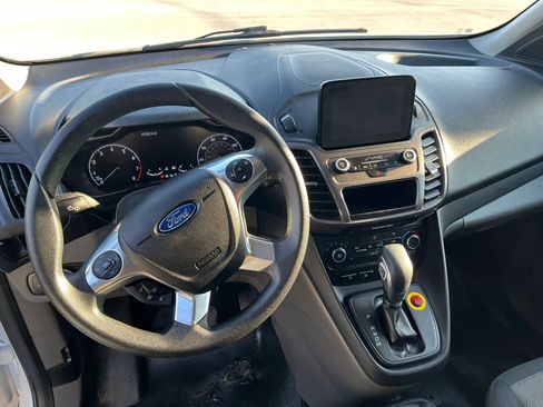 Used 2020 Ford Transit Connect XL image 12