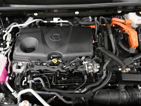 Used 2023 Toyota RAV4 SE w/ Weather & Moonroof Package AWD/4WD image 36