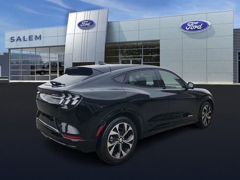 Certified 2023 Ford Mustang Mach-E Premium AWD/4WD image 4
