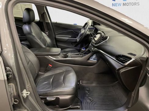 Used 2017 Chevrolet Volt Premier FWD image 15