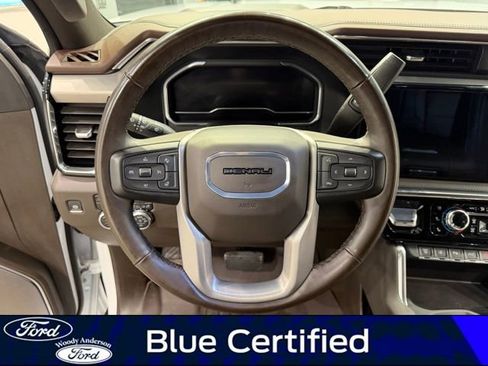 Used 2024 GMC Sierra 2500 Denali w/ Denali Reserve Package image 10