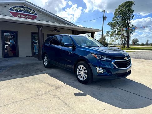 Used 2020 Chevrolet Equinox LT image 3