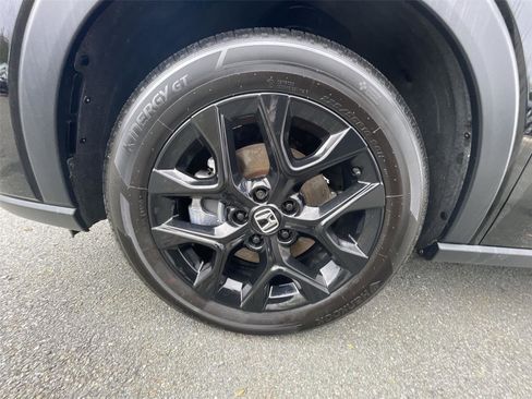 Used 2024 Honda HR-V Sport image 25