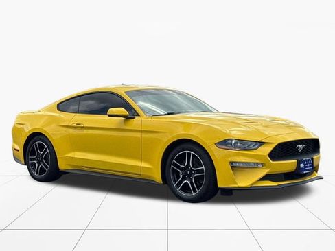 Used 2018 Ford Mustang Premium w/ Enhanced Security Package RWD image 8