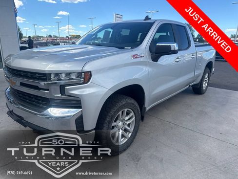 Used 2020 Chevrolet Silverado 1500 LT w/ All-Star Edition AWD/4WD image 2