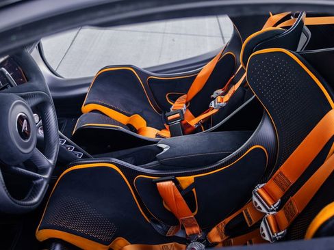 Used 2024 McLaren 750S image 10