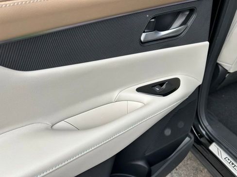 New 2026 Nissan Murano Platinum image 21