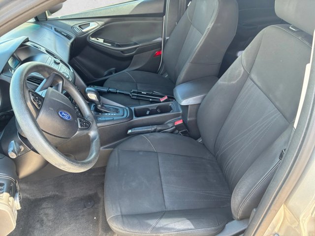 Used 2018 Ford Focus SE FWD image 16