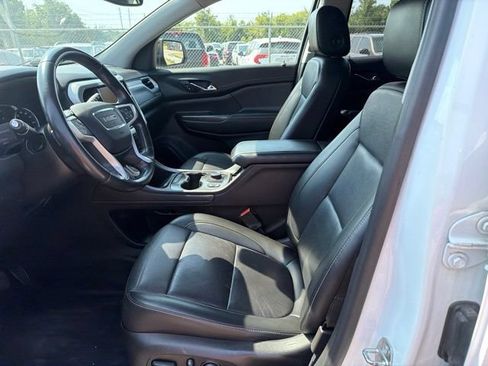 Used 2021 GMC Acadia SLT w/ Elevation Edition FWD image 10
