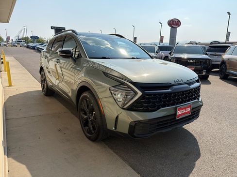 Used 2025 Kia Sportage X-Line w/ Premium Package AWD/4WD image 3