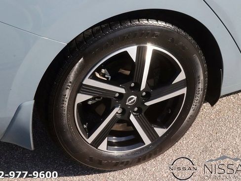 Used 2024 Nissan Sentra SV image 7