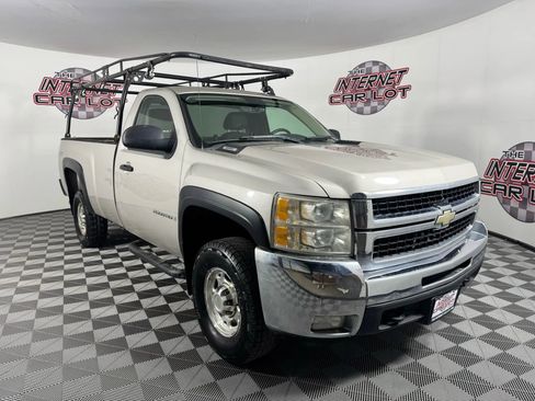 Used 2007 Chevrolet Silverado 2500 LT w/ 1LT Convenience Package image 9