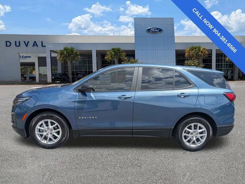 Used 2024 Chevrolet Equinox LS w/ LS Convenience Package FWD image 7