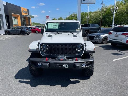 New 2026 Jeep Gladiator Sport AWD/4WD image 3