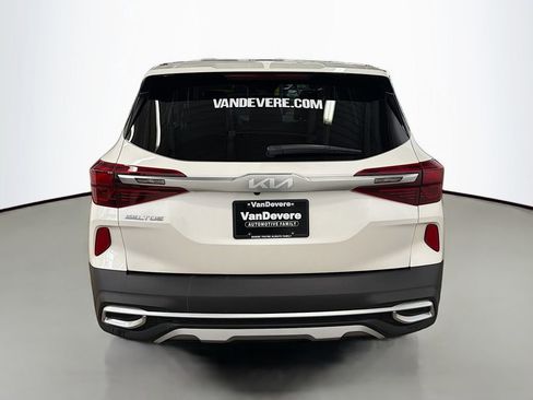 Used 2023 Kia Seltos S w/ Navigation Package image 8