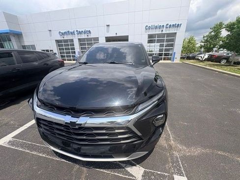 Used 2024 Chevrolet Blazer LT w/ LPO, Floor Liner Package AWD/4WD image 2