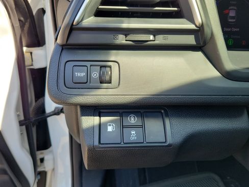 Used 2019 Honda Insight Touring image 17