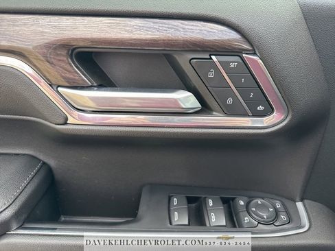 Used 2024 Chevrolet Silverado 1500 LTZ w/ LTZ Premium Package image 18