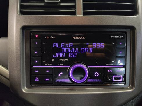 Used 2015 Chevrolet Sonic LT FWD image 25