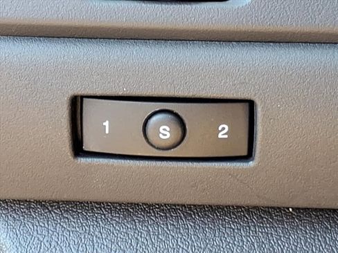 Used 2012 Jeep Liberty Limited Jet image 14