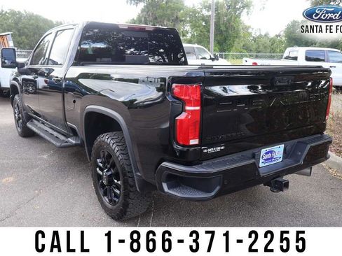 Used 2025 Chevrolet Silverado 2500 LTZ w/ LTZ Plus Package AWD/4WD image 3