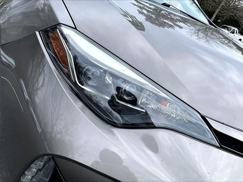 Used 2017 Toyota Corolla SE image 27