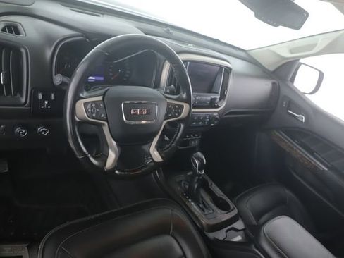 Used 2022 GMC Canyon Denali AWD/4WD image 17