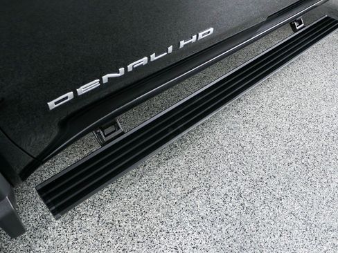 Used 2023 GMC Sierra 2500 Denali w/ Denali Ultimate Package image 12