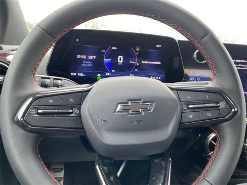 New 2025 Chevrolet Blazer EV RS image 16