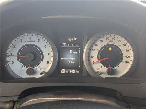 Used 2018 Toyota Sienna SE w/ Carpet Mat Package FWD image 11