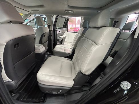 Used 2024 Hyundai Santa Fe Calligraphy image 56