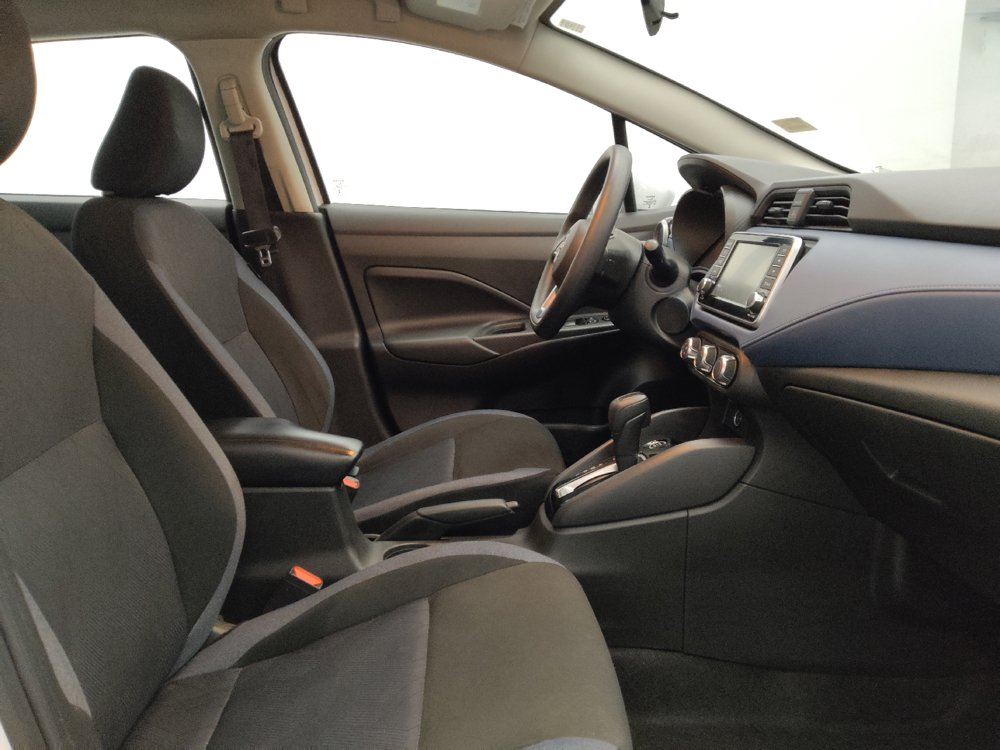 Used 2025 Nissan Versa SV w/ Trunk Package FWD image 21