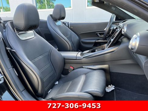 Used 2022 Mercedes-Benz SL 63 AMG 4MATIC image 21