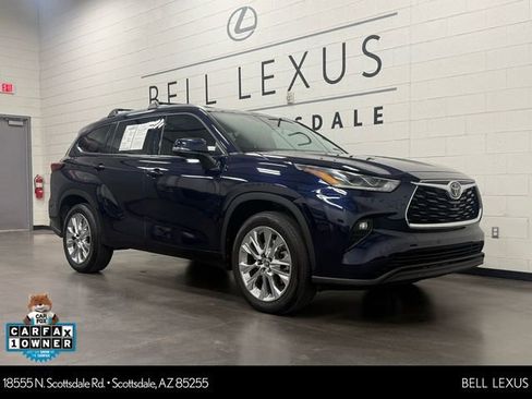 Used 2021 Toyota Highlander Limited image 1