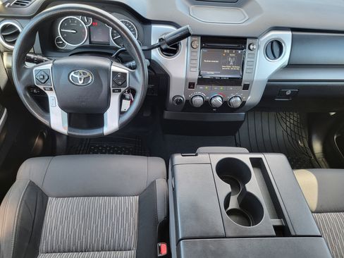 Used 2016 Toyota Tundra SR5 AWD/4WD image 22