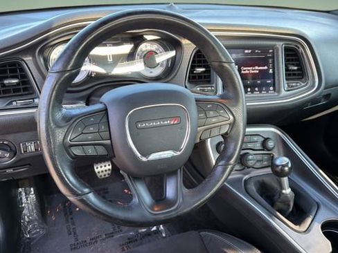 Used 2018 Dodge Challenger T/A image 9