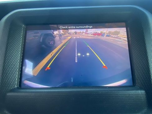 Used 2020 Jeep Wrangler Unlimited Sahara image 20